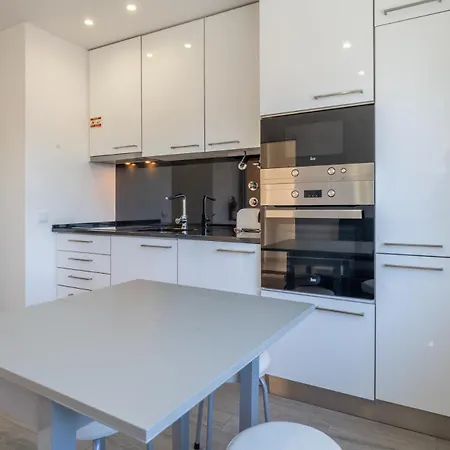 Appartamento T1 Avenida Vieira Guimaraes *