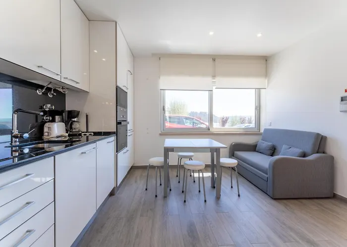 T1 Avenida Vieira Guimaraes דירה